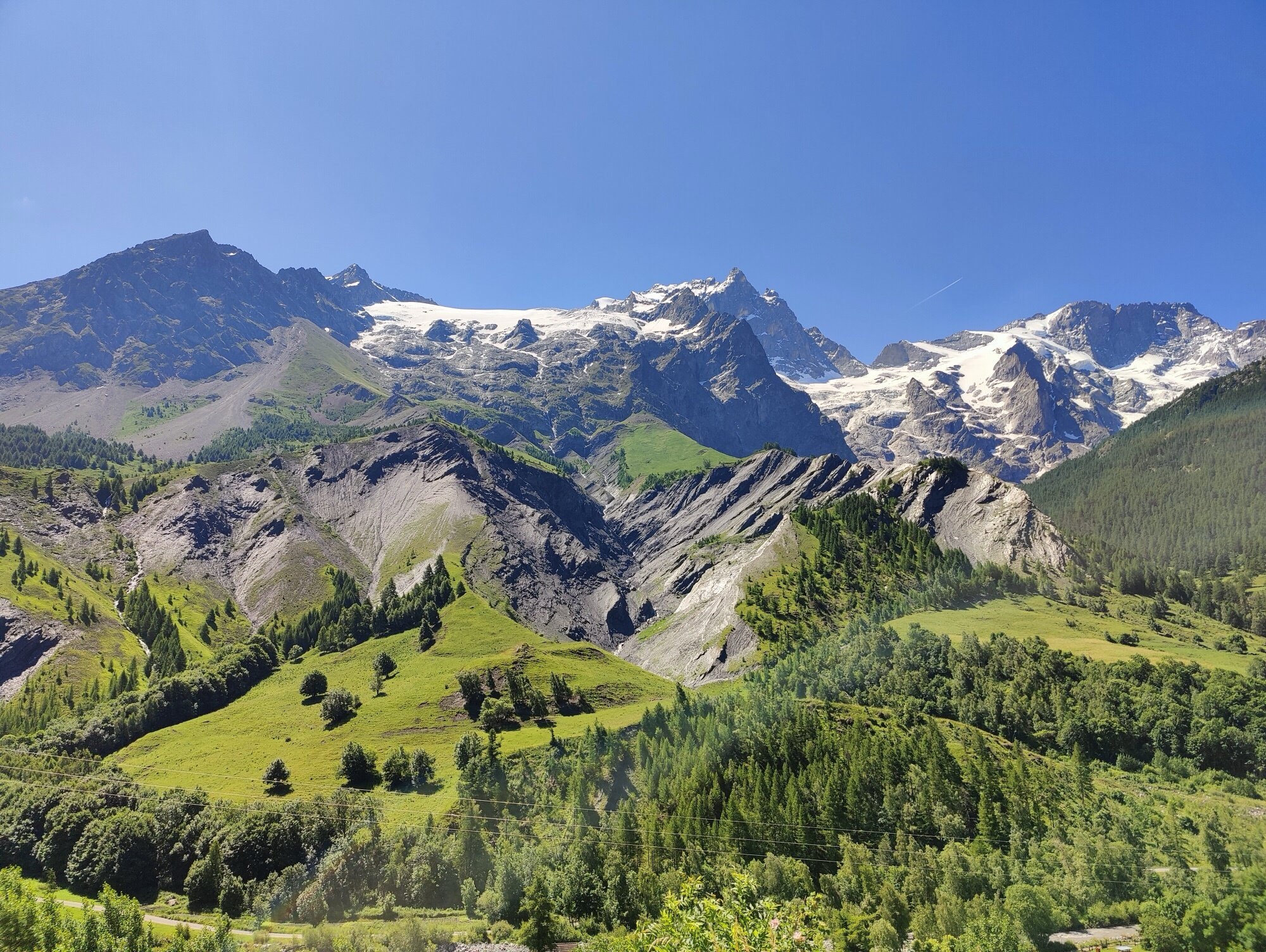 La face nord de La Meije et les glaciers des Écrins