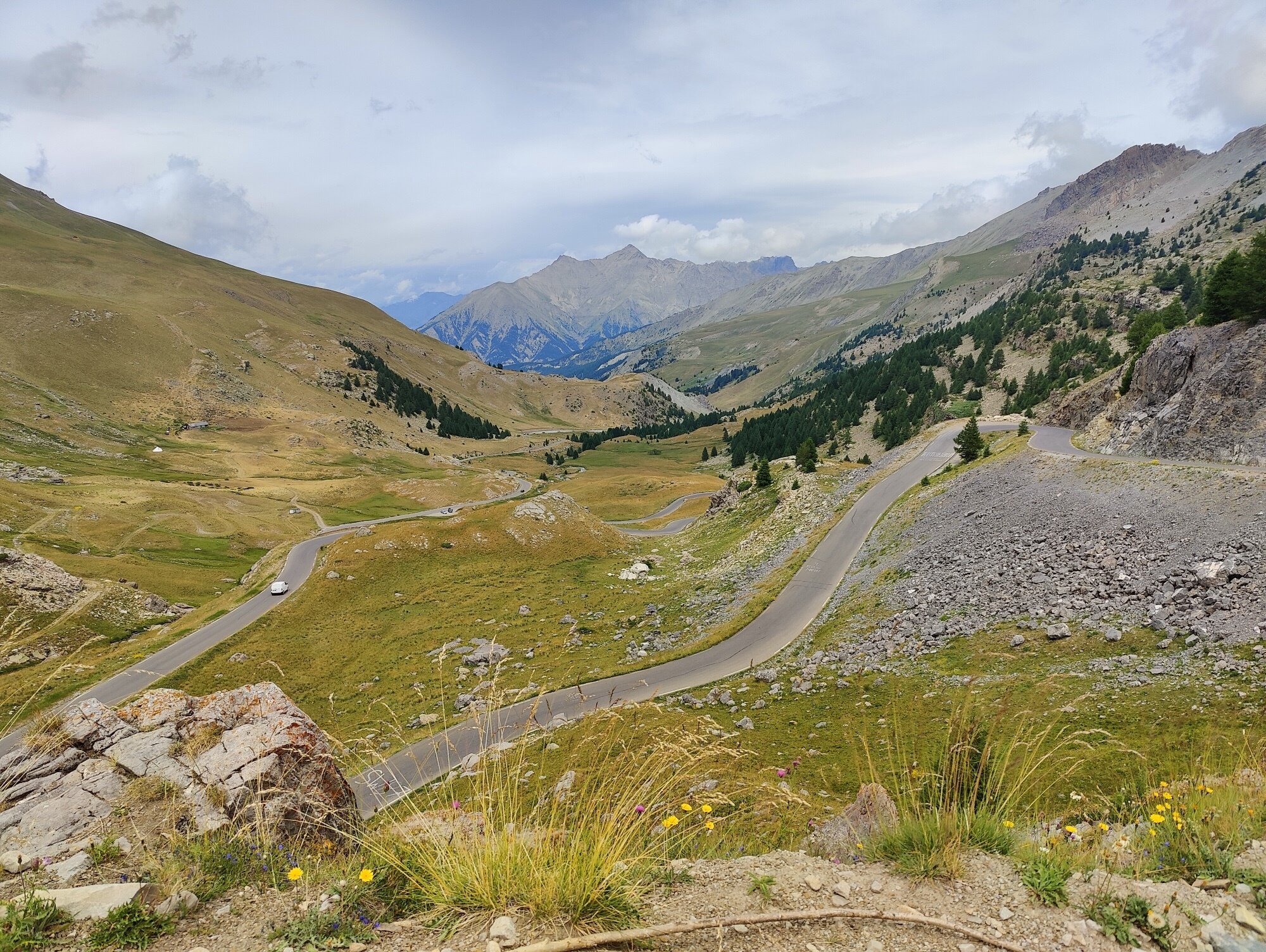 Lacets à l'approche de la Cime de la Bonette