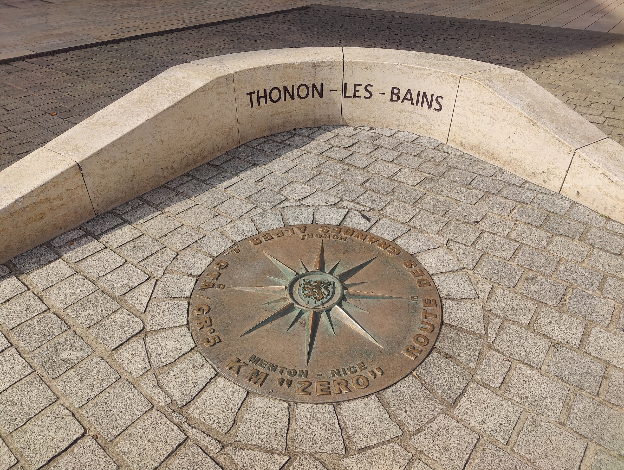 Route des Grandes Alpes : Du Léman à la Méditerranée à vélo